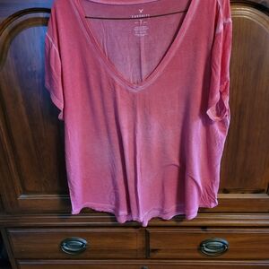 American eagle favorite T